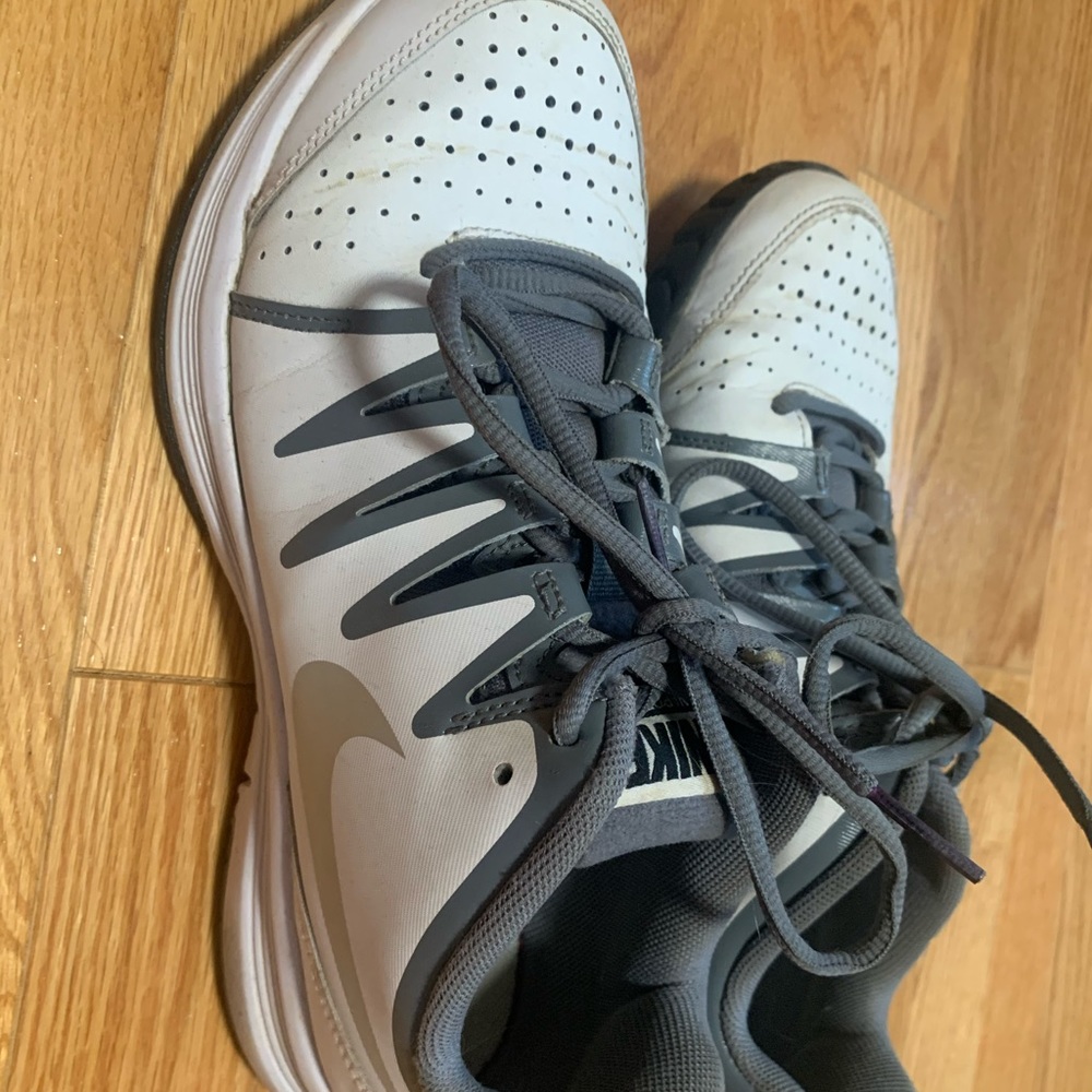 Nike Vapor Tennis shoes
